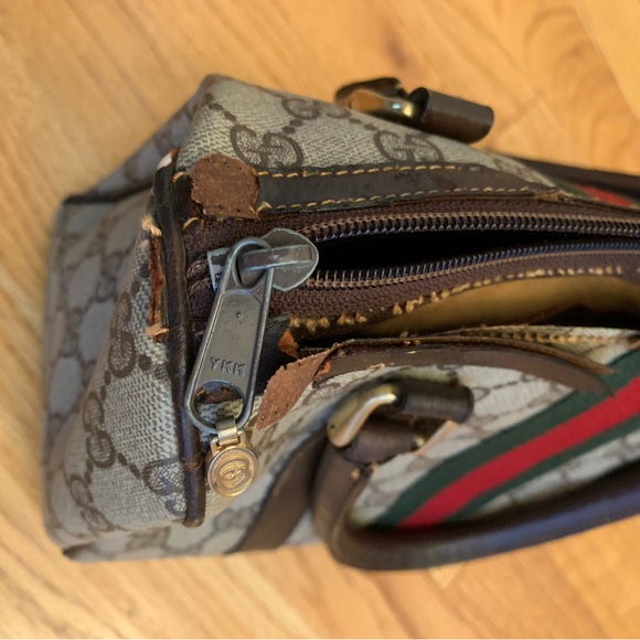 Gucci Beige and Brown Canvas Bag with Red and Green Accent Needs Restoration - Picture 4 of 16